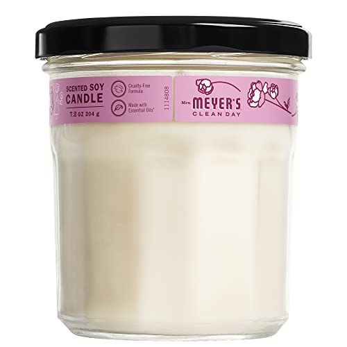 Vela de soja MRS. MEYER'S CLEAN DAY con aceites esenciales para fragancia suave.