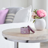 Vela de peonia de Mrs. Meyer's Clean Day en lata, regalo perfecto.