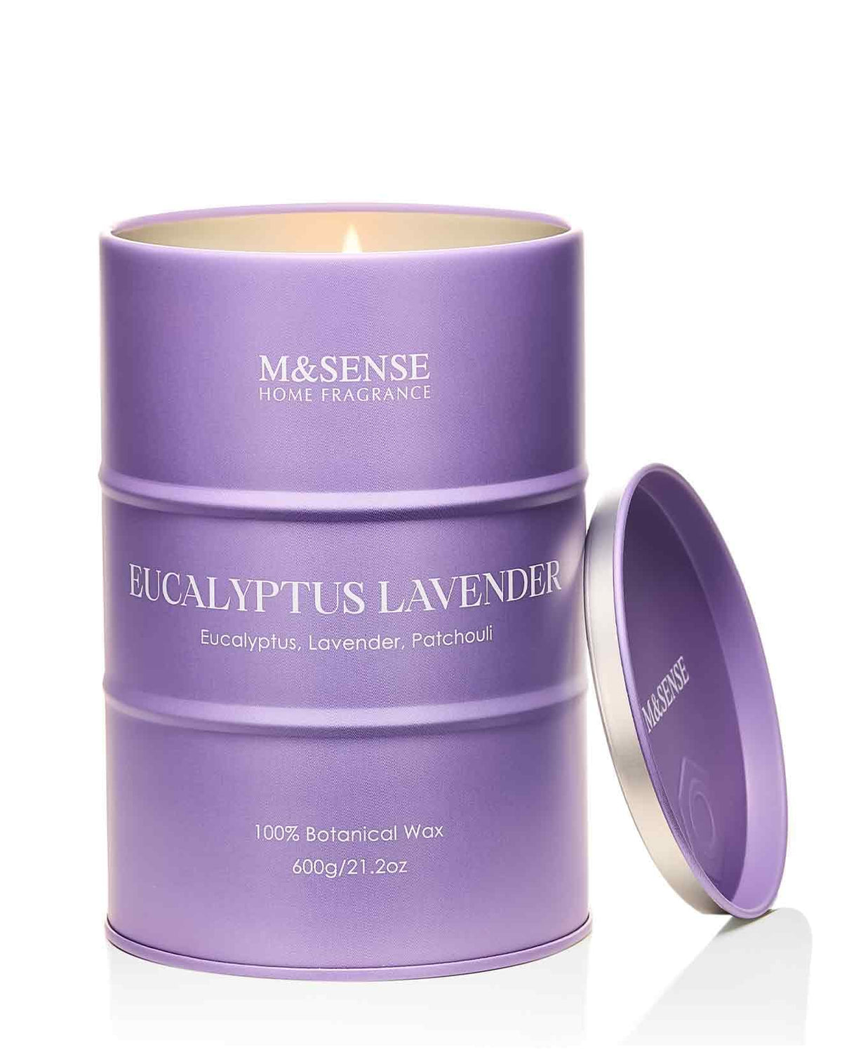 Velas M&SENSE eucalipto-lavanda; foco: llama grande que perfuma el salón.