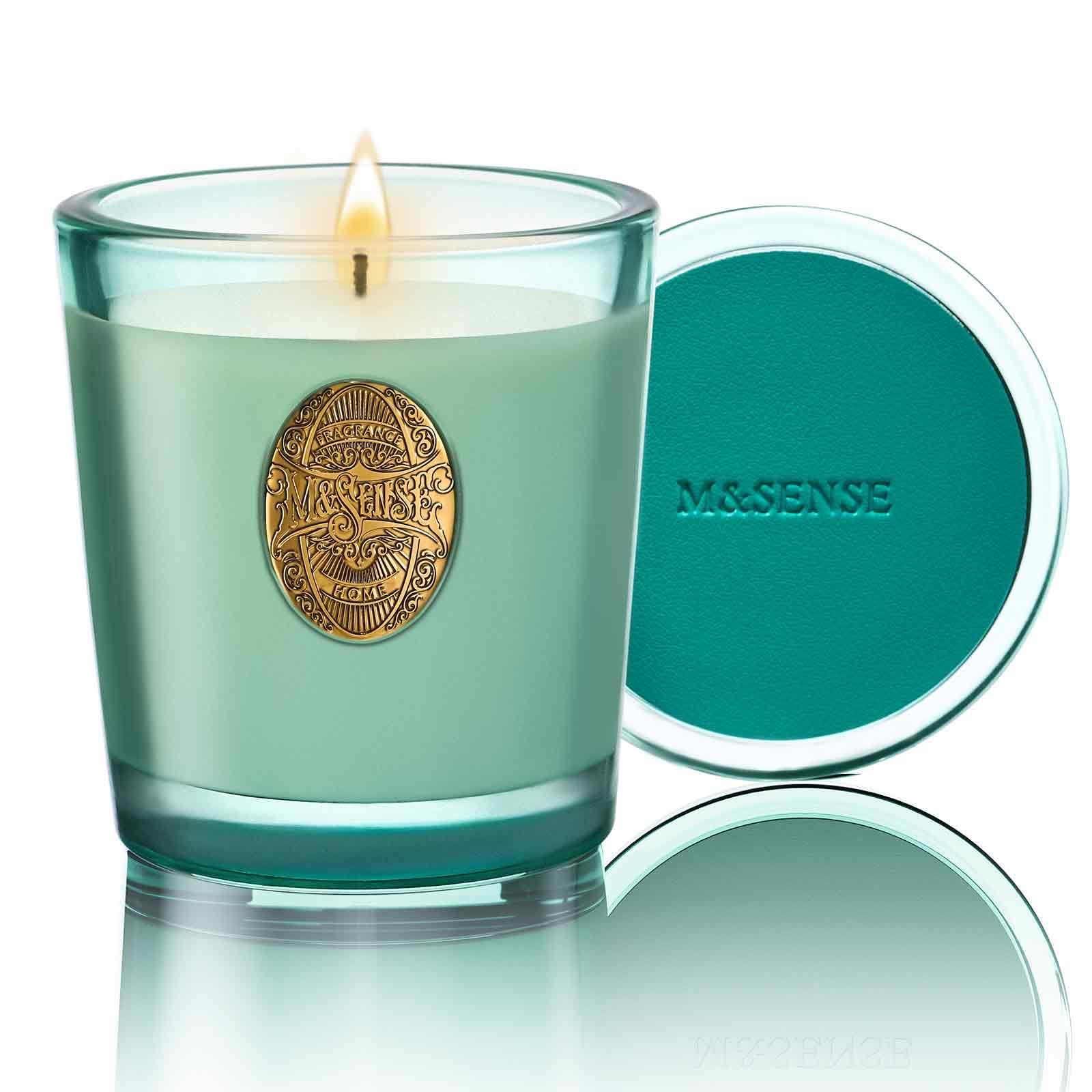 Vela M&SENSE con eucalipto y menta para relajación diaria.