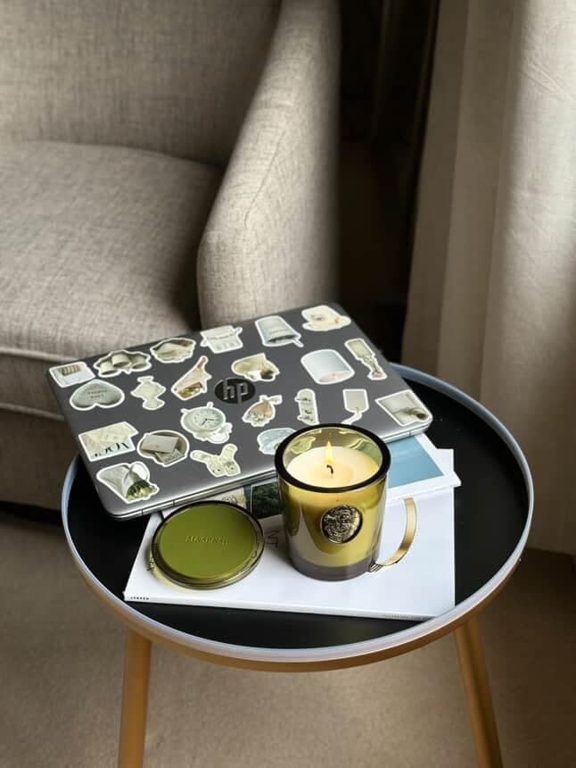 Regalo perfecto con vela M SENSE y empaque elegante