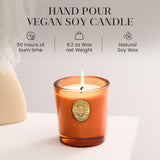 Vela M&SENSE encendida, luz cálida para noches relajadas