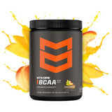 MTN OPS BCAA durazno-mango en vaso con agua fría, ideal para hidratar