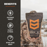 Bebida MTN OPS Hot Ignite lista en vaso para usar durante la actividad