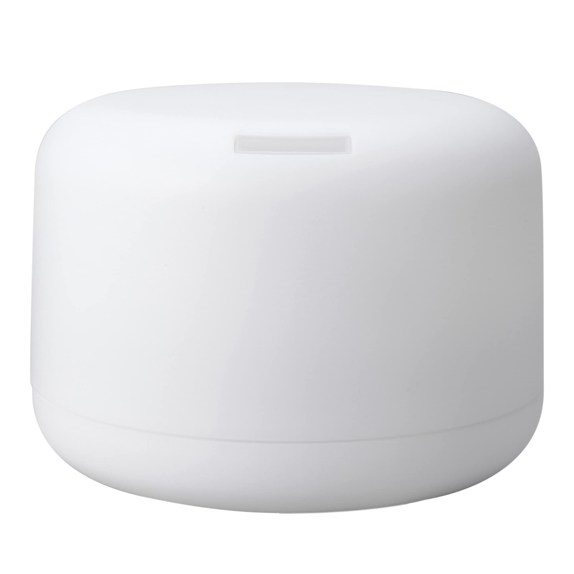 MUJI difusor ultrasonico blanco en ambiente para aromatizar salas con fragancia suave.