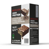 Barra MUSASHI proteina galletas crema, uso posentrenamiento en movimiento.