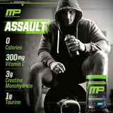 MusclePharm Assault mezcla con agua fría para activar rendimiento antes del entrenamiento