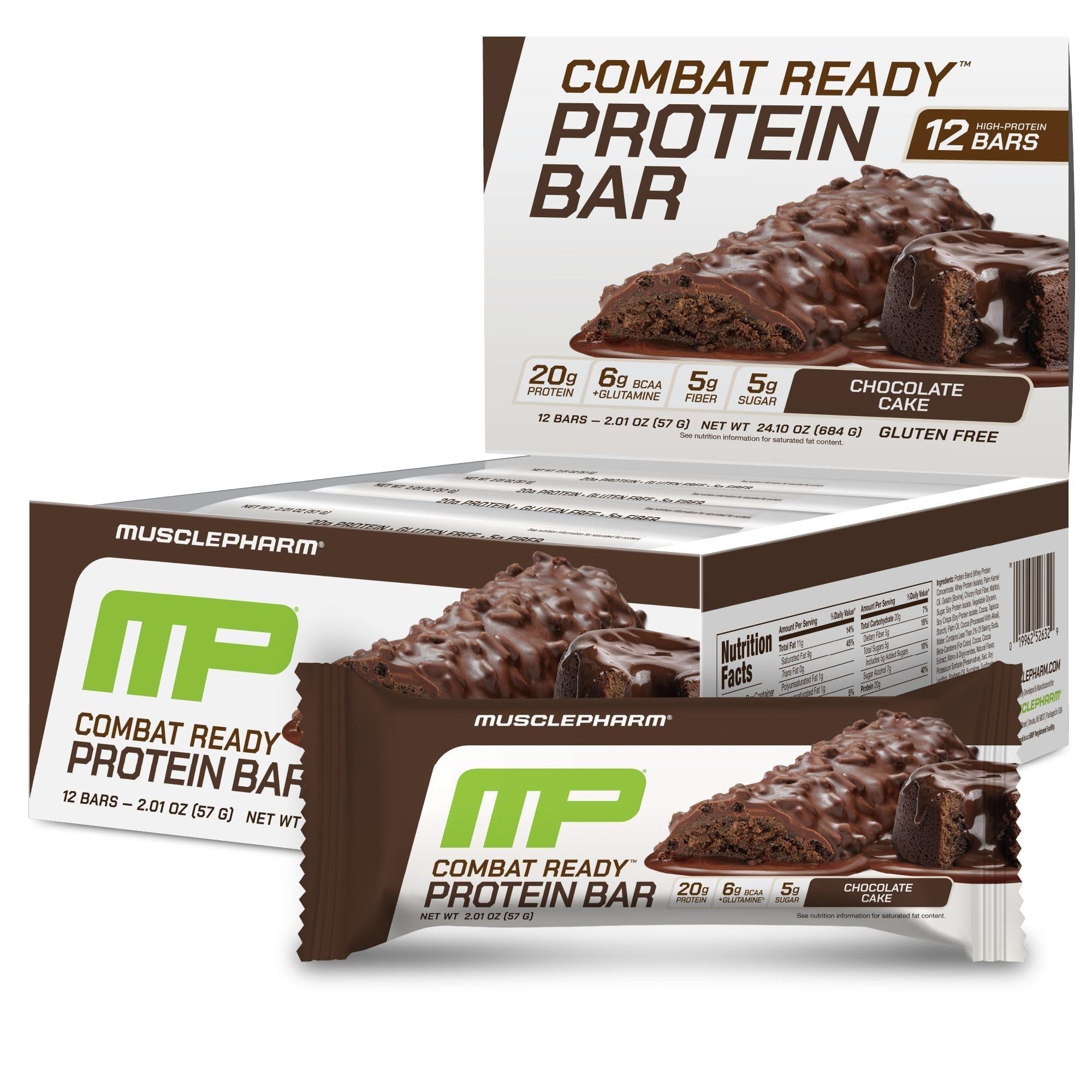 MusclePharm Combat Sport Bar envase con sabor pastel de chocolate, ideal para recargar energía.