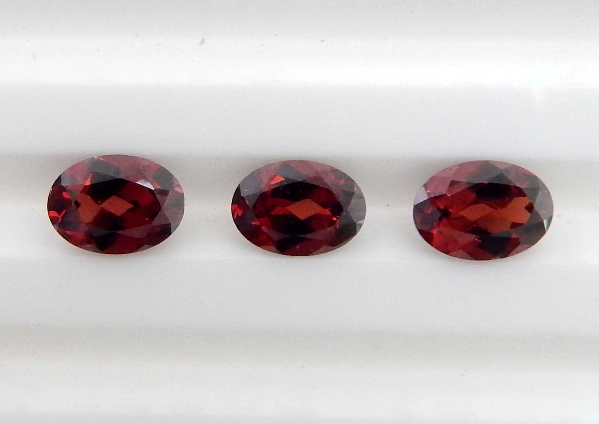Garnet oval 5x7 mm de Myhealingworld, pieza destacada para proyectos de joyería