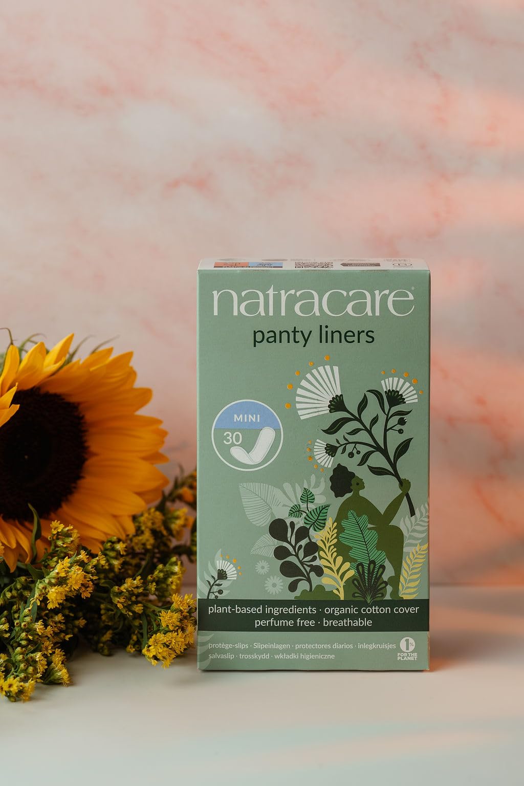 Natracare mini protector diario sin plástico para una higiene diaria respetuosa con el planeta.
