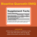 Natural Factors Quercetin EMIQ cápsulas en fondo blanco toma fácil cada día