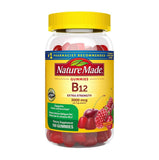 Nature Made B12 Gummies botella frente, energía sostenida para el día.