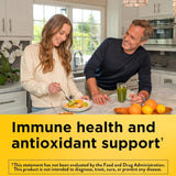 Nature Made Vitamina C cápsulas, ideal para consumo diario y apoyo de hábitos saludables.