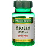 Etiqueta clara de Nature's Bounty Biotina para verificar la dosis.
