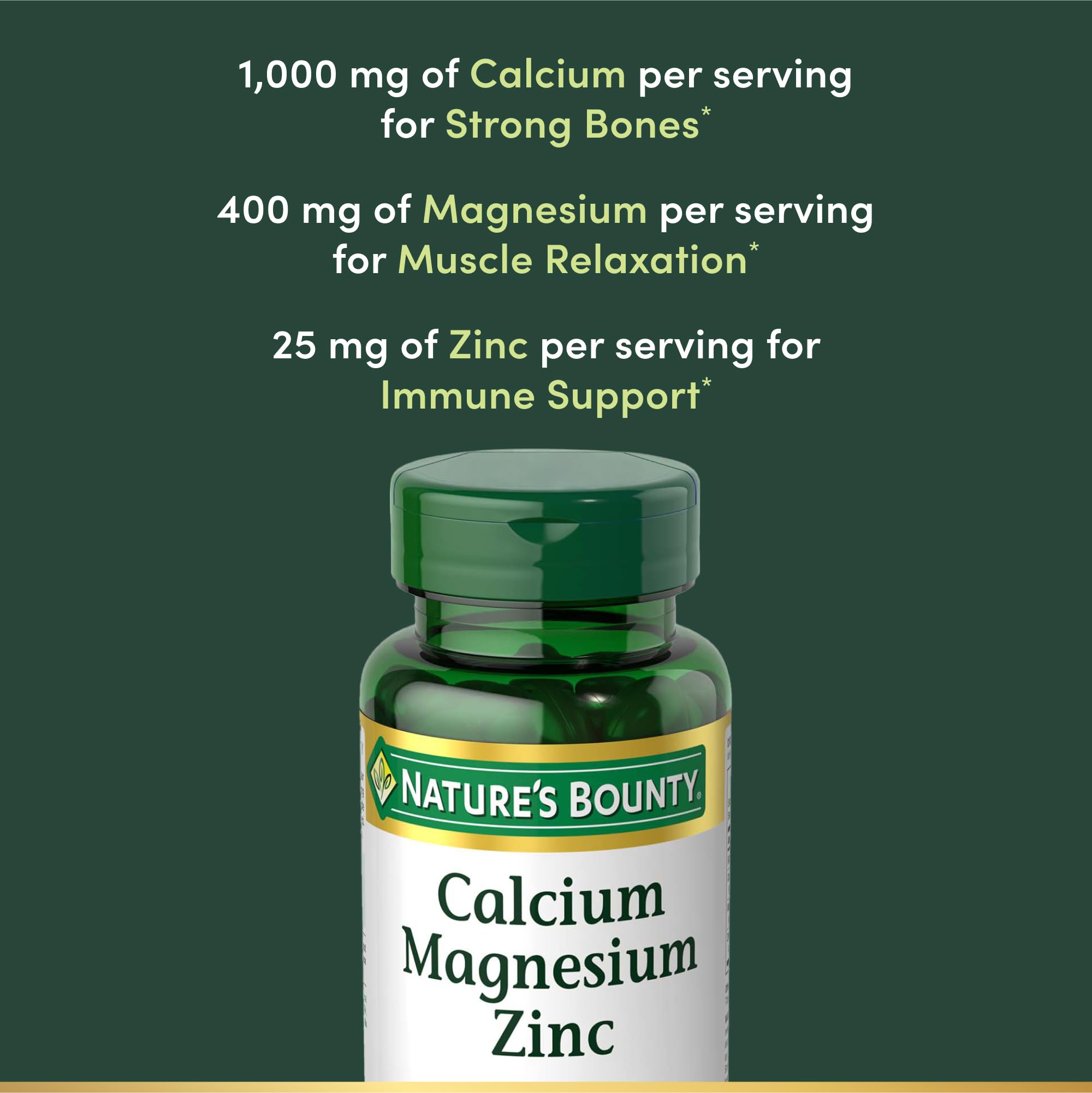 Mano sosteniendo Nature's Bounty Calcium Magnesium Zinc Caplets para toma diaria