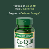 Cápsulas blandas Nature's Bounty CoQ10-L-Carnitine listas para usar.