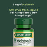 Noche sin interrupciones con Melatonina Nature's Bounty para conciliar sueño.