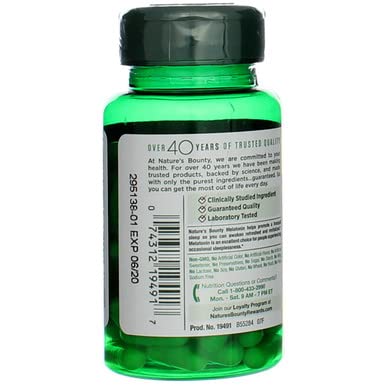 Nature's Bounty Melatonina 10 mg, ritual nocturno, podría apoyar relajación antes de dormir.