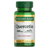 Nature's Bounty Quercetina: envase de cápsulas para apoyo inmunológico diario.