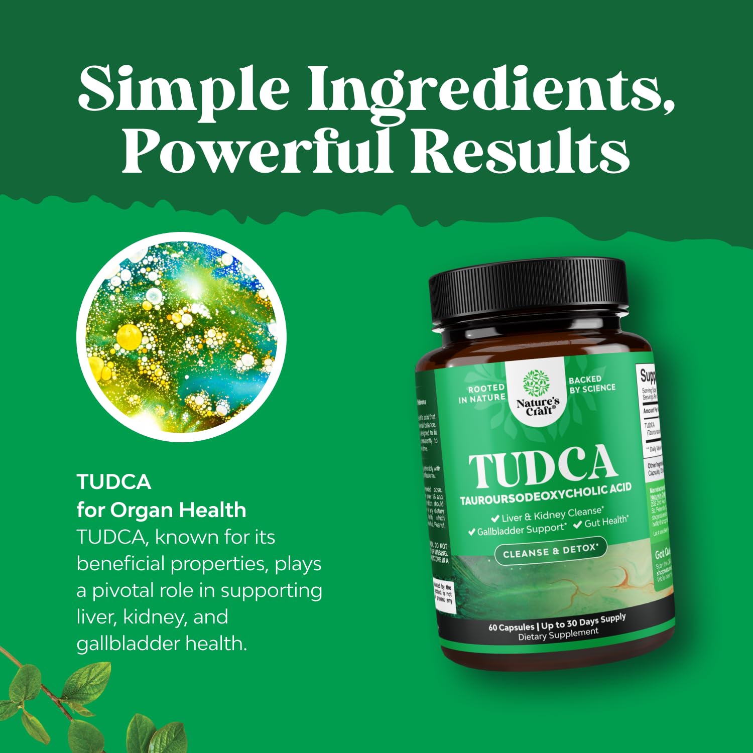 Capsula Tudca de Natures Craft sostenida entre los dedos para referencia de tamaño