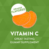 Nature's Way Vitamin C Gummies: adulto consumiendo dos gomitas.