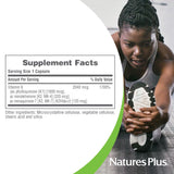 Dosis diaria de NaturesPlus PRO Super K Complex en mesa de desayuno.