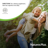 Persona sosteniendo Nature's Plus ProCreation para apoyo nutricional femenino