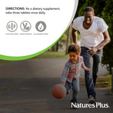 Entorno natural con frutas, Source of Life GOLD como apoyo diario.
