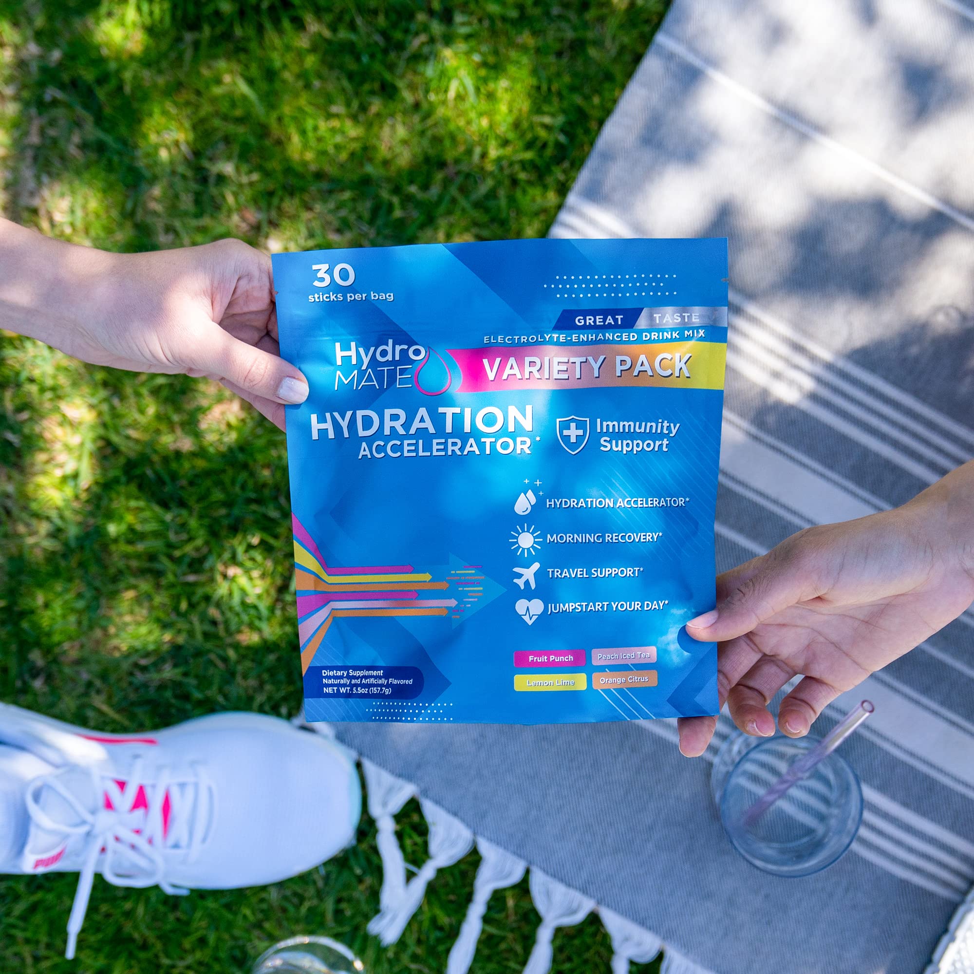 NatureWorks HydroMATE, paquete de viaje portátil para mantenerte hidratado en caminatas.
