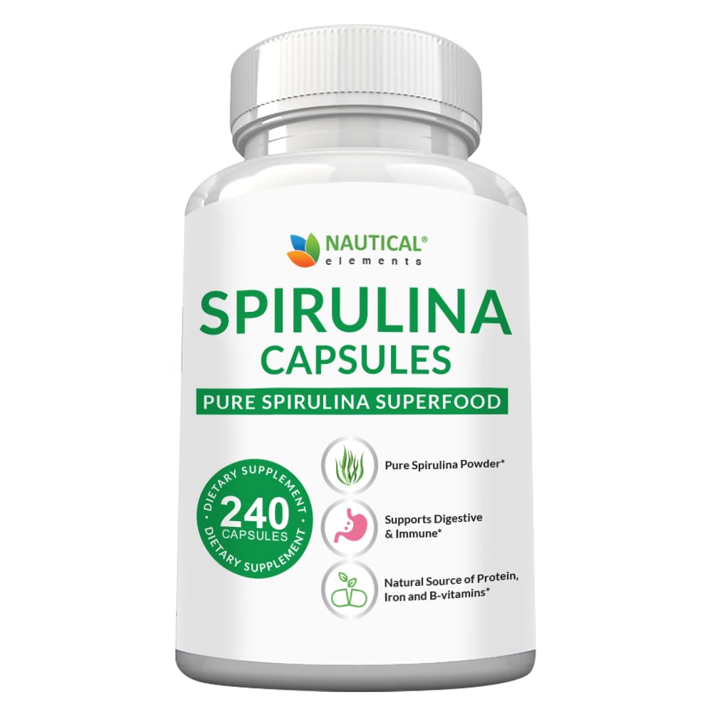 Cápsulas Nautical Elements Spirulina 3000mg en mano para toma diaria fácil.