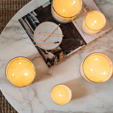 NEOM Feel Refreshed: ambiente de estudio con luz suave y aroma cítrico.