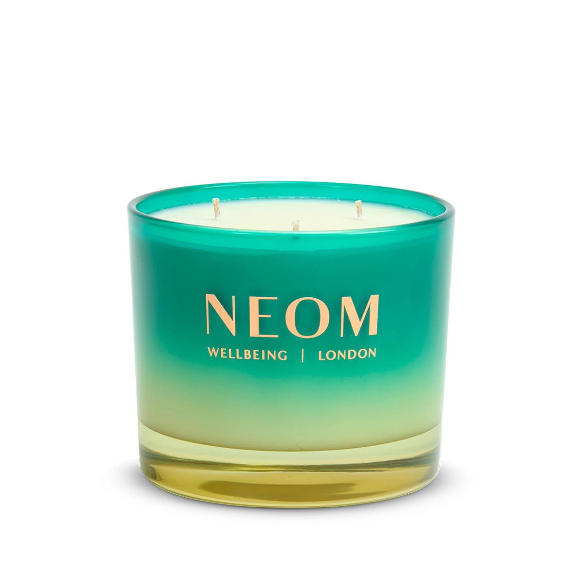 NEOM Perfect Peace: vela encendida que crea un ambiente calmante.