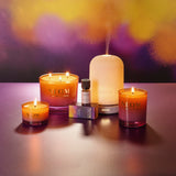 NEOM vela aroma natural para un hogar sofisticado.