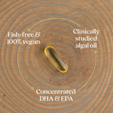 New Chapter Alga Aceite etiqueta clara muestra DHA y EPA de origen vegetal.