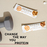 No Cow barra proteina vegana chunky contiene maní para energía sostenida.