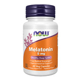 NOW Foods Melatonina 5 mg: botella de 60 cápsulas para apoyar el ciclo de sueño saludable.