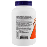 NOW Foods Super Enzimas: cápsula en mano para consumo rápido durante la comida.