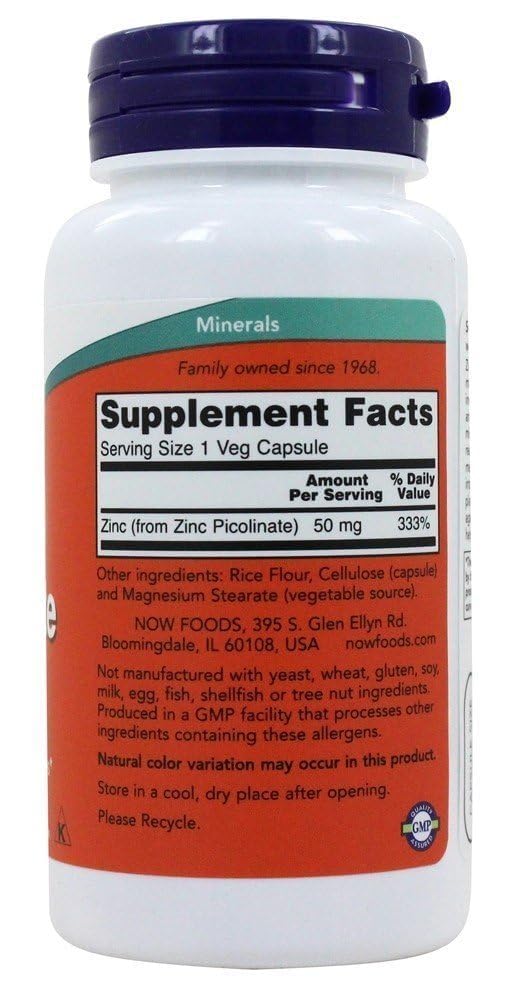 NOW Foods Zinc Picolinate 50 mg, cápsulas, frasco en mano para revisión diaria.