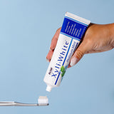 NOW Solutions XyliWhite textura gel suave para cepillado eficaz
