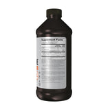 NOW L-Carnitina líquida, tomándola en un vaso con sabor cítrico