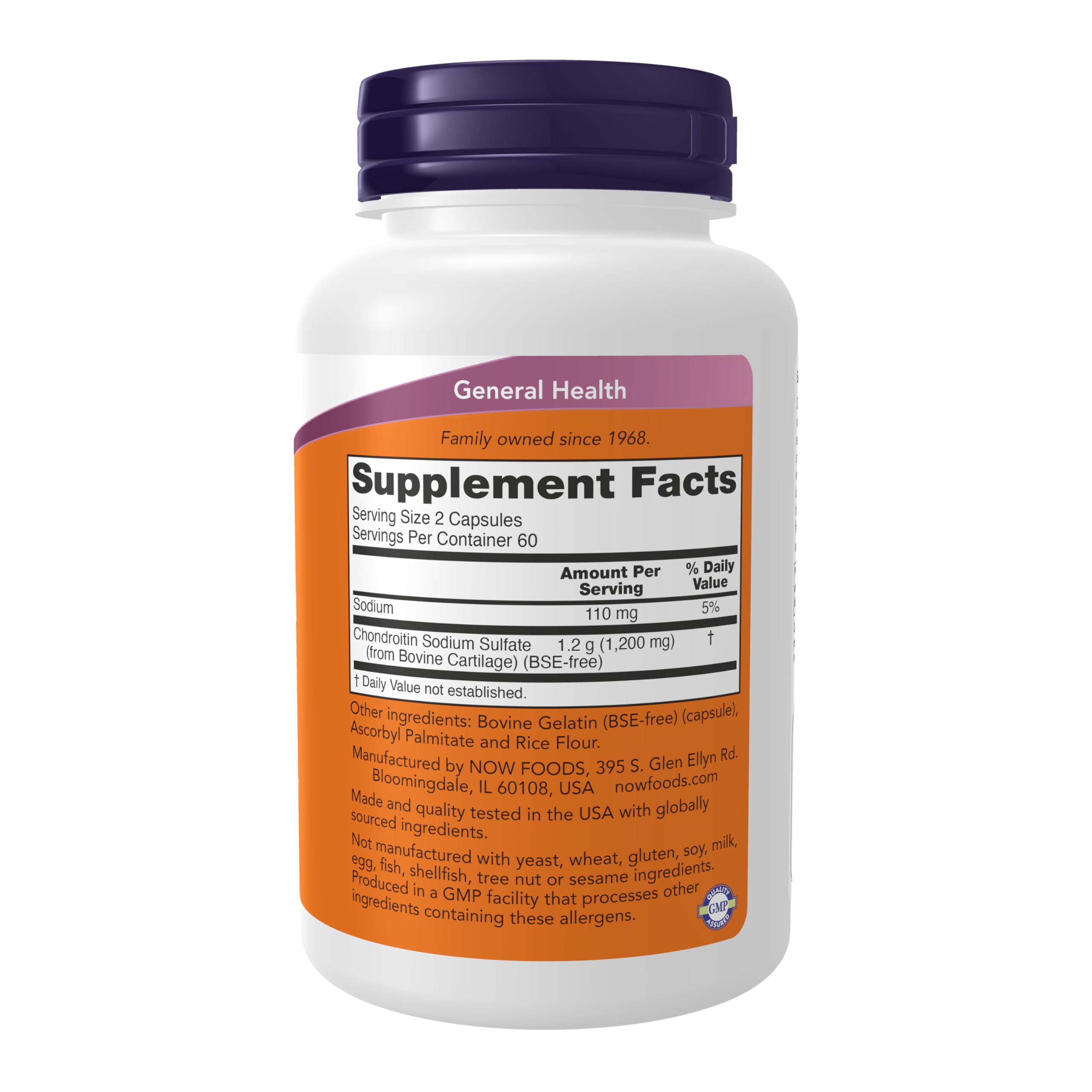 NOW Foods condroitina 600 mg en cápsulas, primer plano de etiqueta informativa.