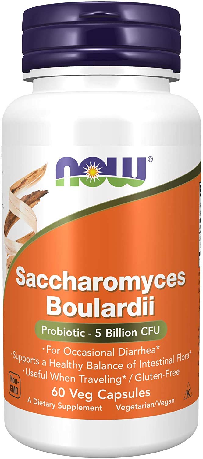 Contenedor compacto NOW Foods Saccharomyces boulardii para viaje.