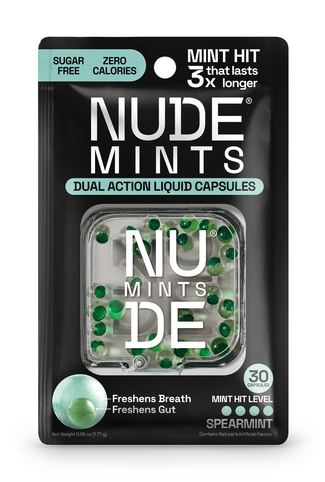 NUDE MINTS en envase pequeño reciclable para frescura instantánea en cualquier lugar.