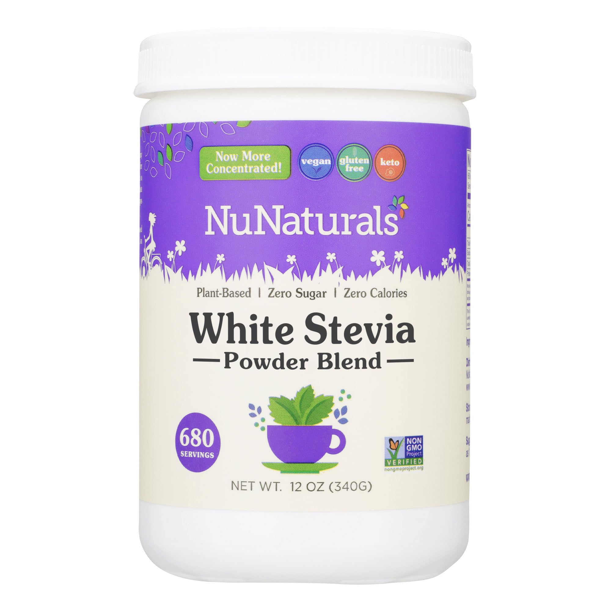 NuNaturals Stevia en polvo blanca junto a una taza, endulza bebidas sin calorías