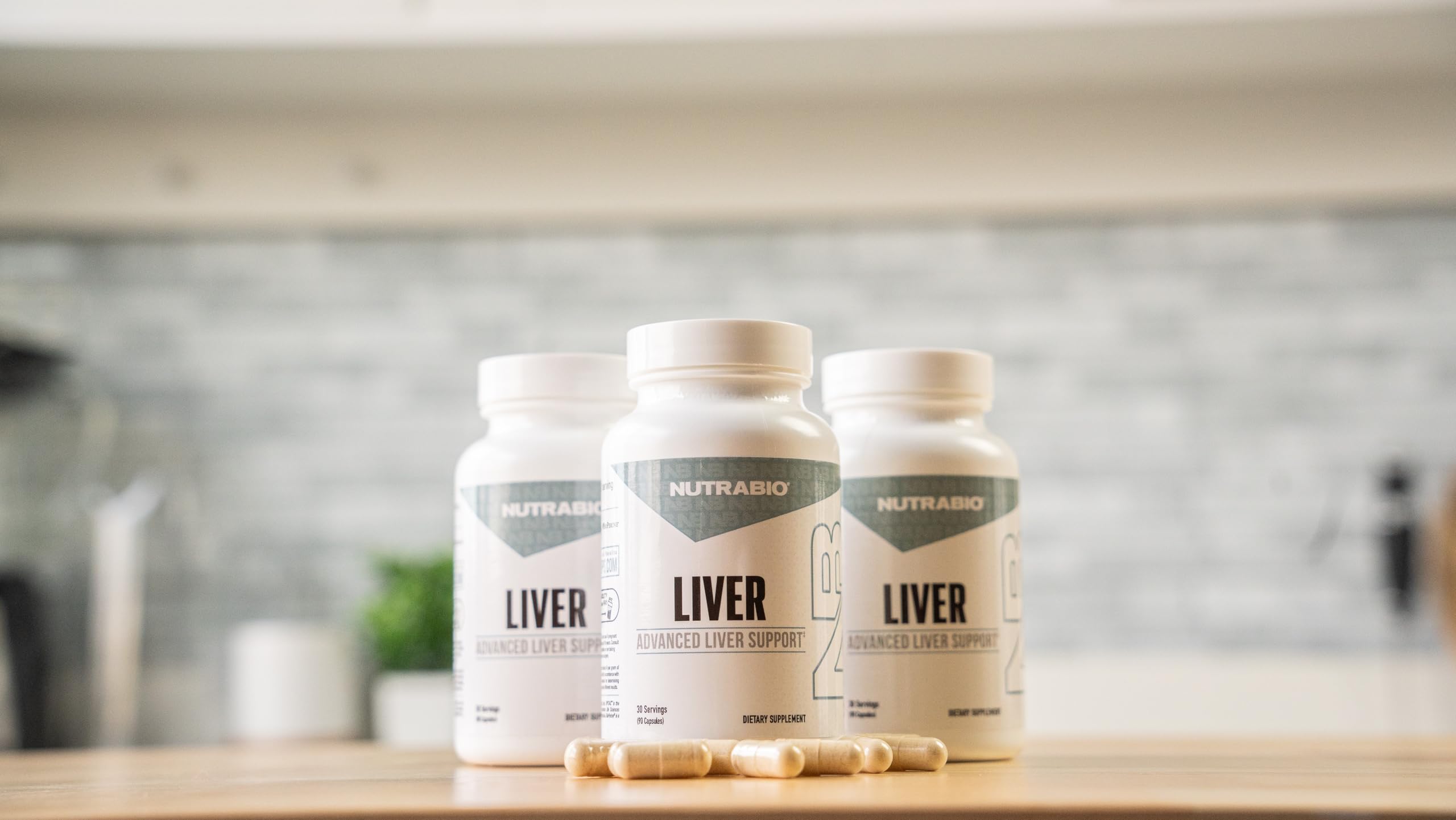 NutraBio Apoyo Hepático Avanzado mezcla NAC Tudca para detox suave y protección celular