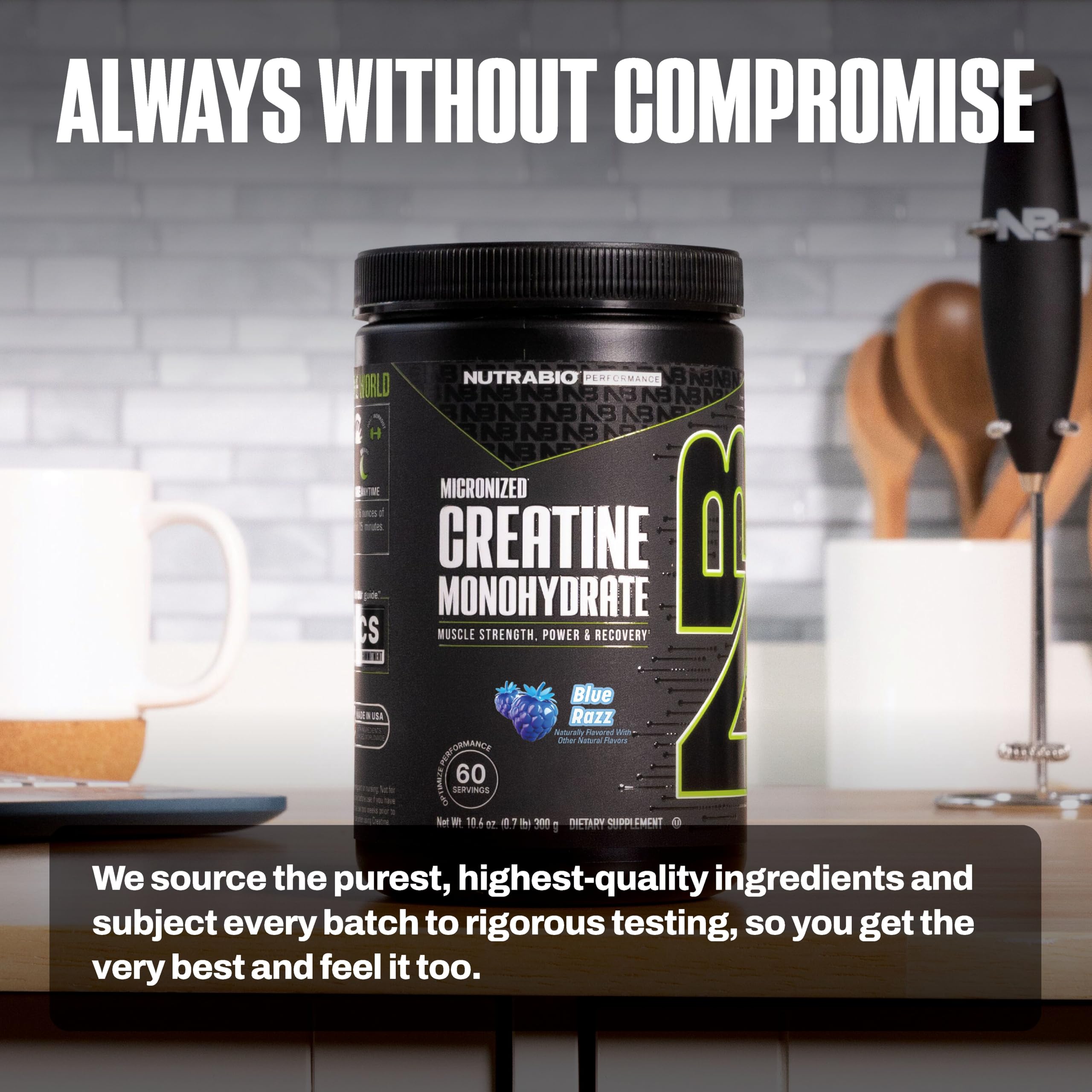 NutraBio creatina micronizada se mezcla fácilmente en agua o jugo