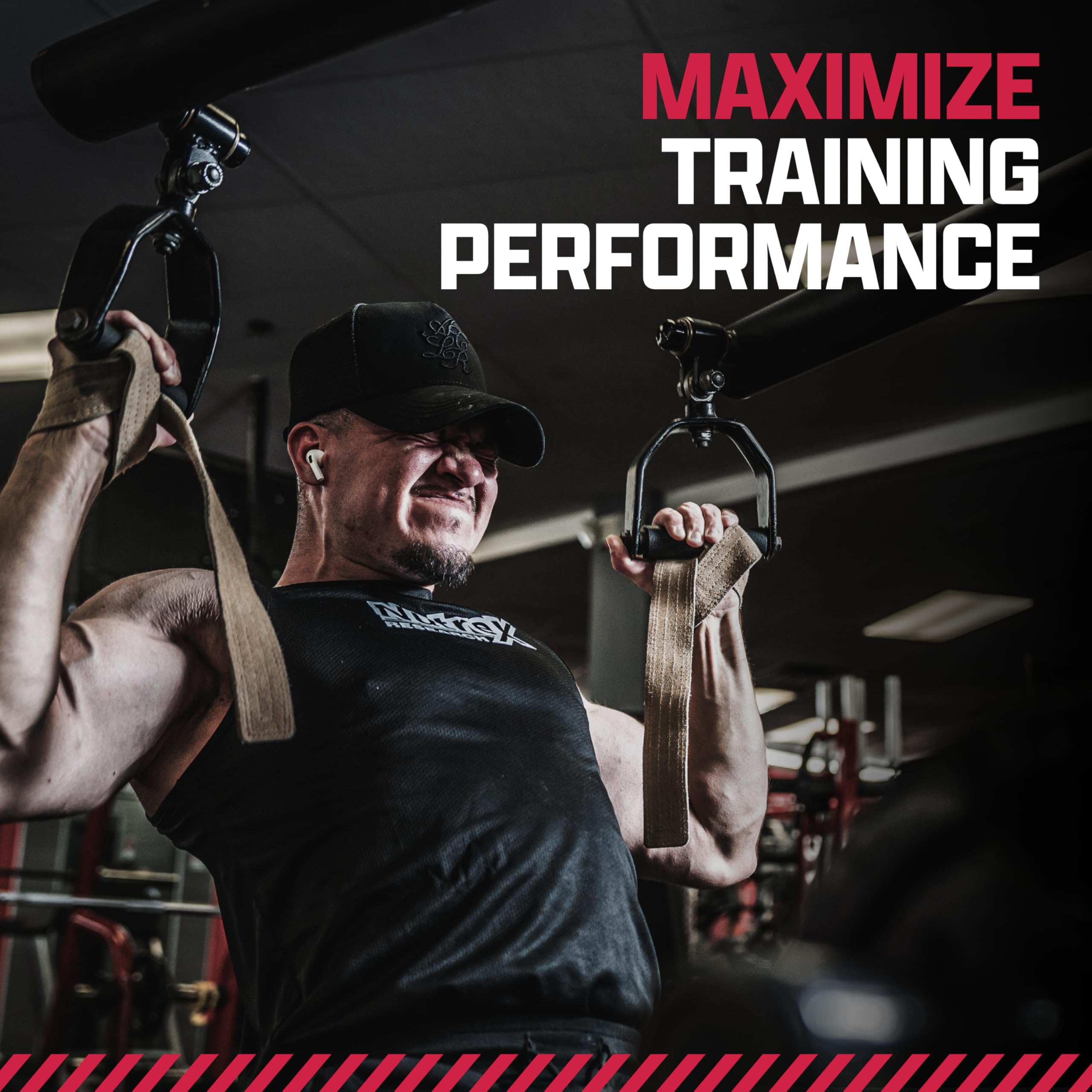 Escena de entrenamiento con Nutrex NIOX Extreme Pumps para apoyar bomba y vascularidad.
