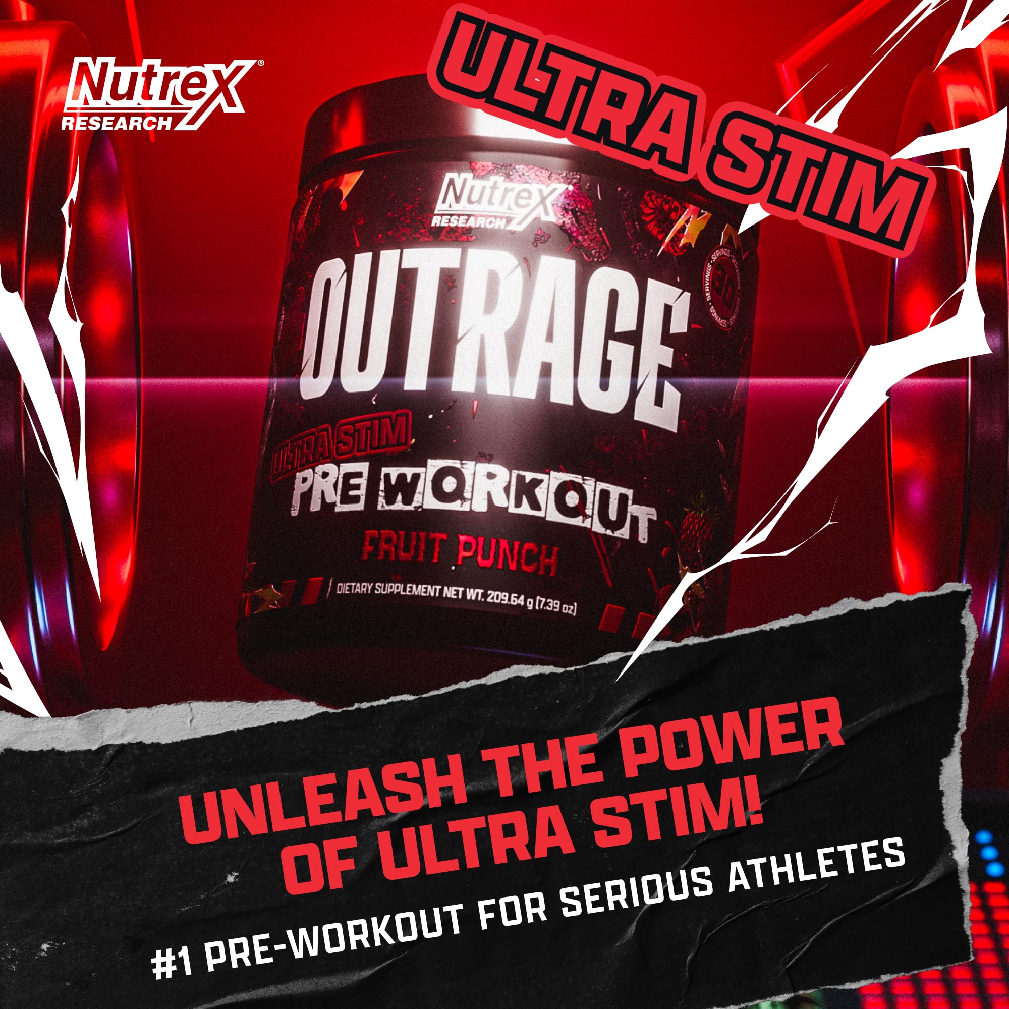 Nutrex Outrage Fruit Punch, vertido en shaker para enfoque sostenido durante la sesión.