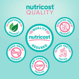 Nutricost BCAA para mujeres, preparación en vaso, bebida refrescante post-entrenamiento