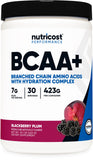 Nutricost BCAA Active con sabor mora ciruela en botella lista para entrenamiento